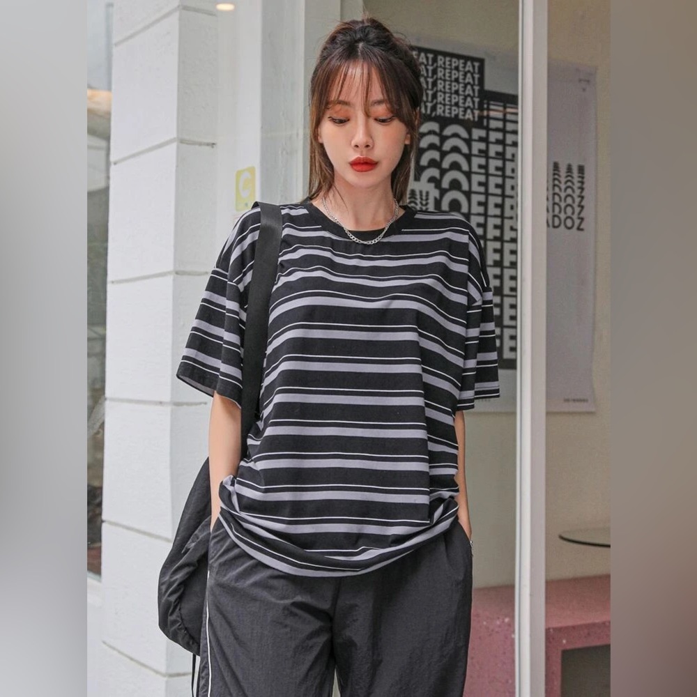 Striped Drop Shoulder Tee M